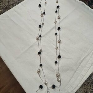 Source Unknown Black and Silver Pearl Necklace